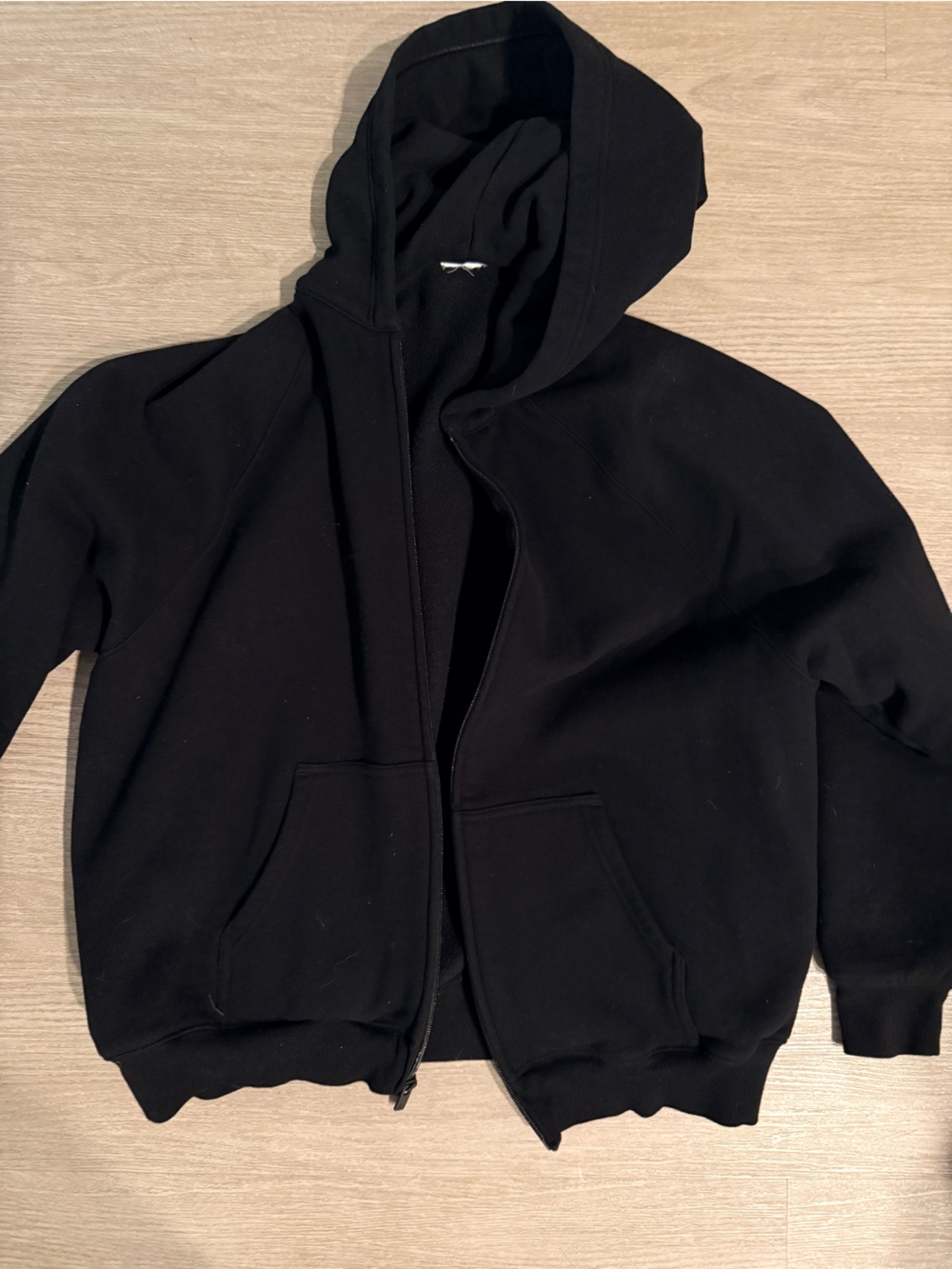 Aritzia Black Zip-Up Hoodie